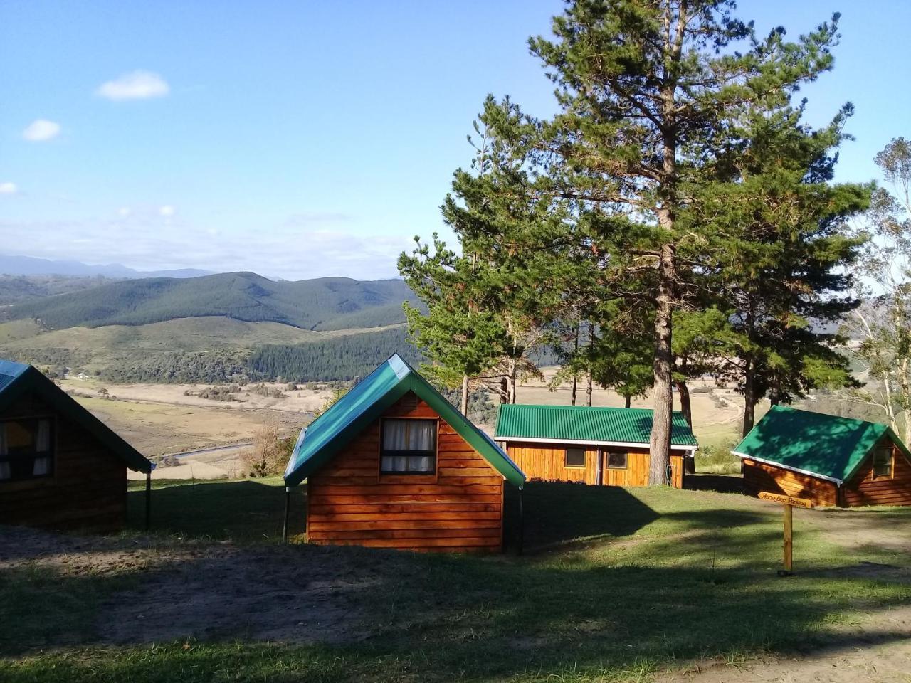 Sedgefield Huts Hotel Exterior photo